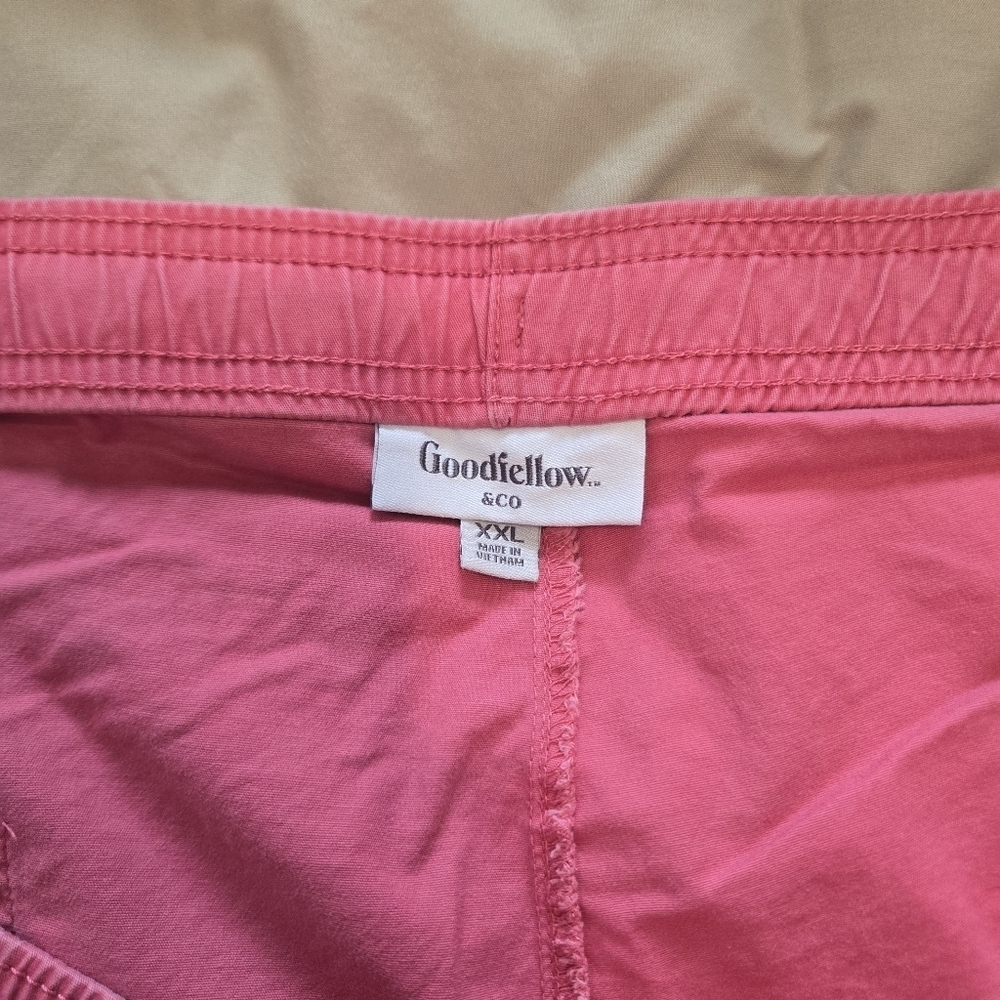 Goodfellow & Co Men's Coral Flat Front Shorts - Picture 3 of 5